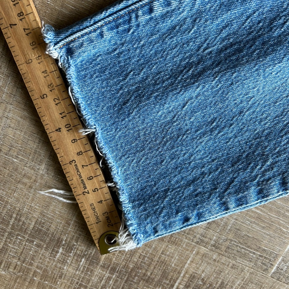 Levi's High Rise Blue Jeans - Picture 8 of 15